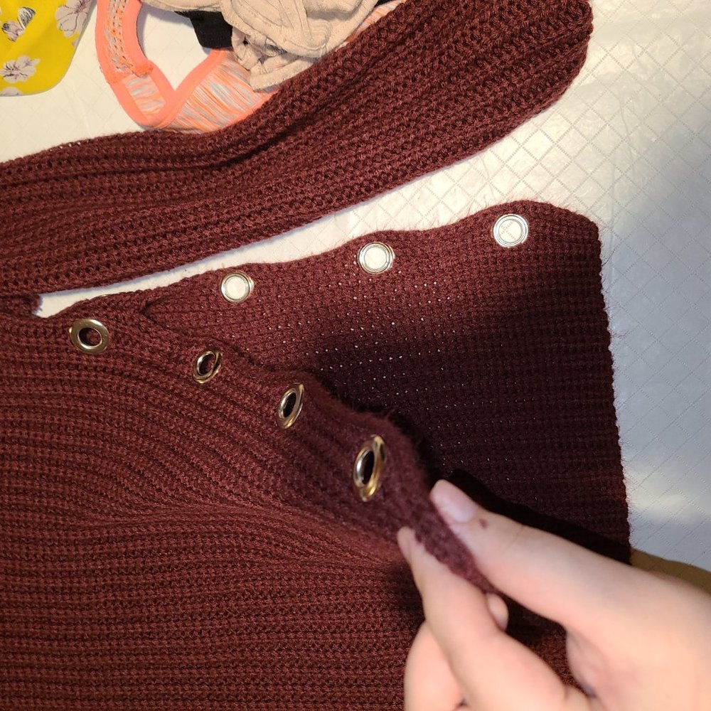 Sweater - Picture 2 of 2